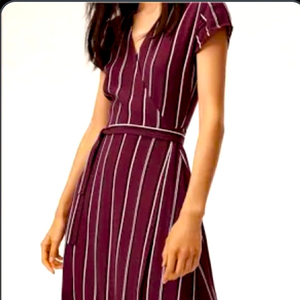 Aritzia Wilfred free Jessa wrap dress